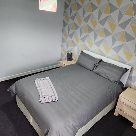 No 11 3 Bed Serviced Appartment Town Centre Герван Экстерьер фото